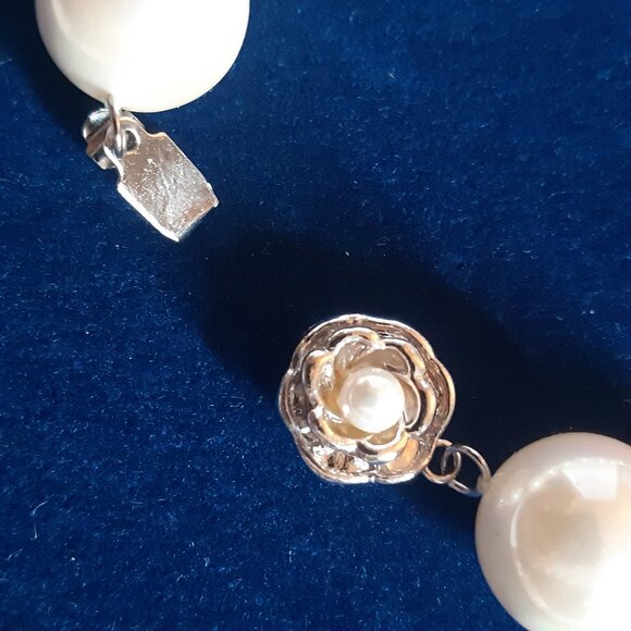 Camrose & Kross 20 Inch Faux Pearl Necklace In Original Case, Vintage - Picture 5 of 13